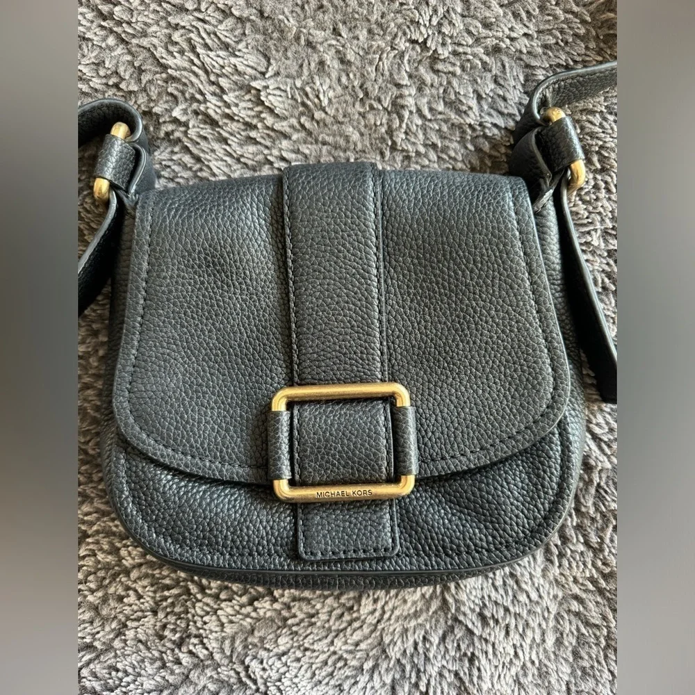 MICHAEL KORS Large Maxine Black Pebbled Leather Saddle Bag